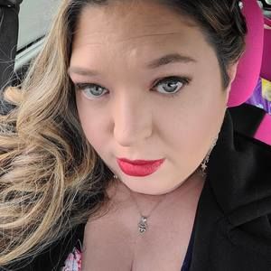 Meet your Posher, Lyssa